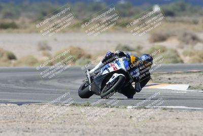 media/Oct-05-2025-CVMA (Sun) [[beeef4f201]]/Race 5-Amateur Supersport Open (Holeshot)/